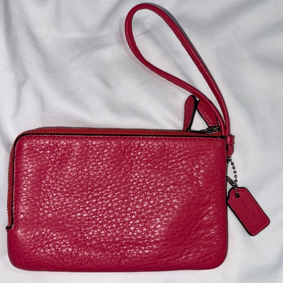 COACH Double Zip Wristlet in Pink Fuchsia Pebbled Leather F66505 - Picture 2 of 13